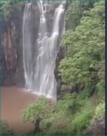 MP: Waterfalls of Pachmarhi, Chhatarpur, and Indore overflowed