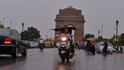There will be heavy rains in Delhi-NCR today