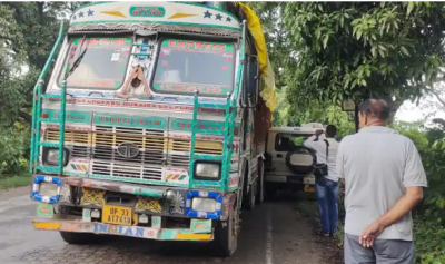 RTO constable and driver who were checking vehicle were trampled by truck, both died