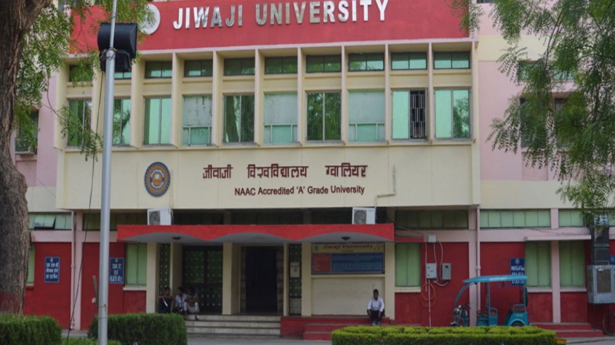 Gwalior Jivaji University to recycle Old Paper to Make Handmade Paper