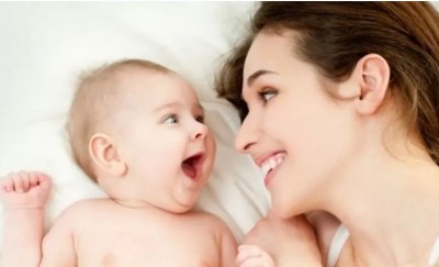 बच्चों को स्तनपान करा सकती हैं कोरोना संक्रमित माएं, लेकिन इन बातों का रखना होगा ध्यान