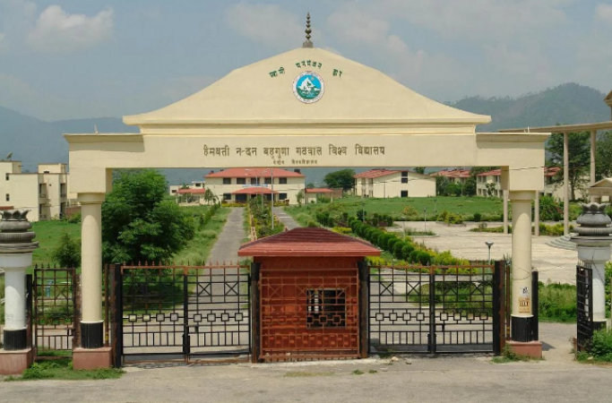 Uttarakhand: Students protest against Garhwal University examination medium