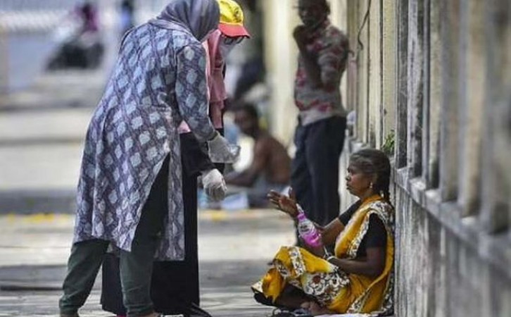 'Give priority to vaccination of destitute people,' central govt directs states and UTs