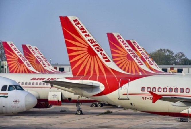 Delhi HC court orders Air India to reinstatement of pilots