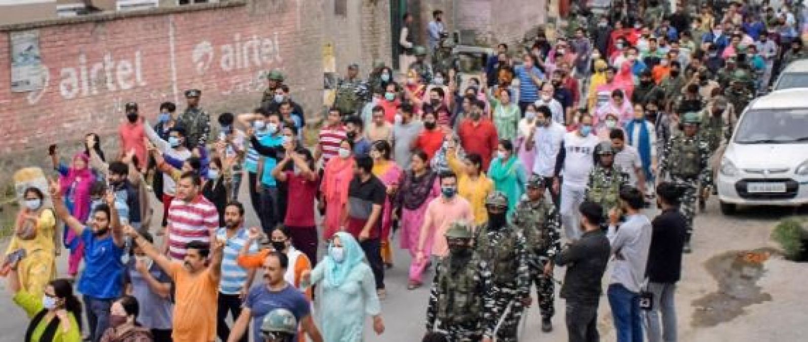 Kashmir stunned by continuous killings of Hindus, Era of migration started once again