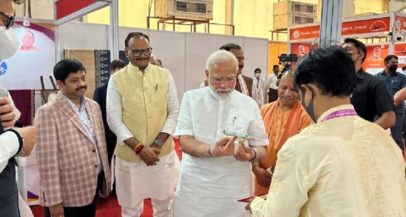 'Never take time out and visit my Kashi, it has changed a lot...', says PM Modi to investors in UP