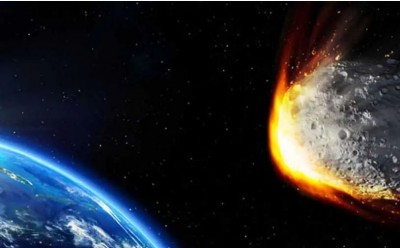 आज धरती के पास से गुजरेंगे दो विशालकाय Asteroid, नासा ने किया सतर्क
