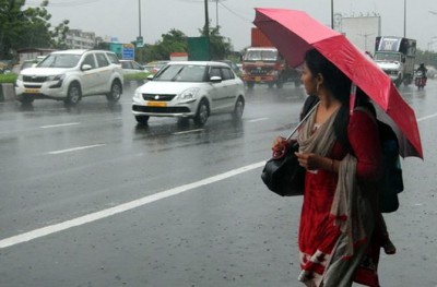 Heavy rain in Mumbai, cold weather in Himachal due to hail