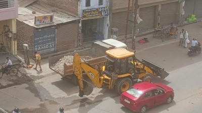 Kanpur: Bulldozers arrive in violence-hit area, action can be taken against the houses of rioters anytime