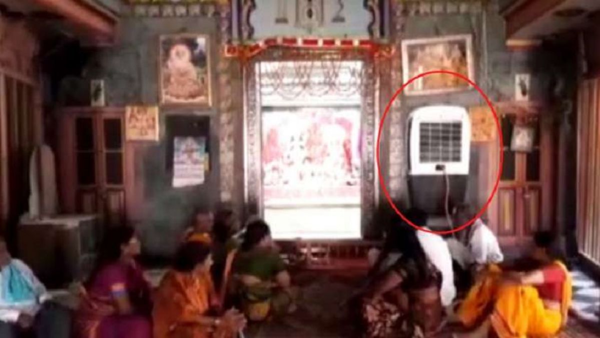 सूरज की तपन से रामनगरी अयोध्या भी झुलसी, मंदिरों में भगवान के लिए लगाए गए AC-कूलर