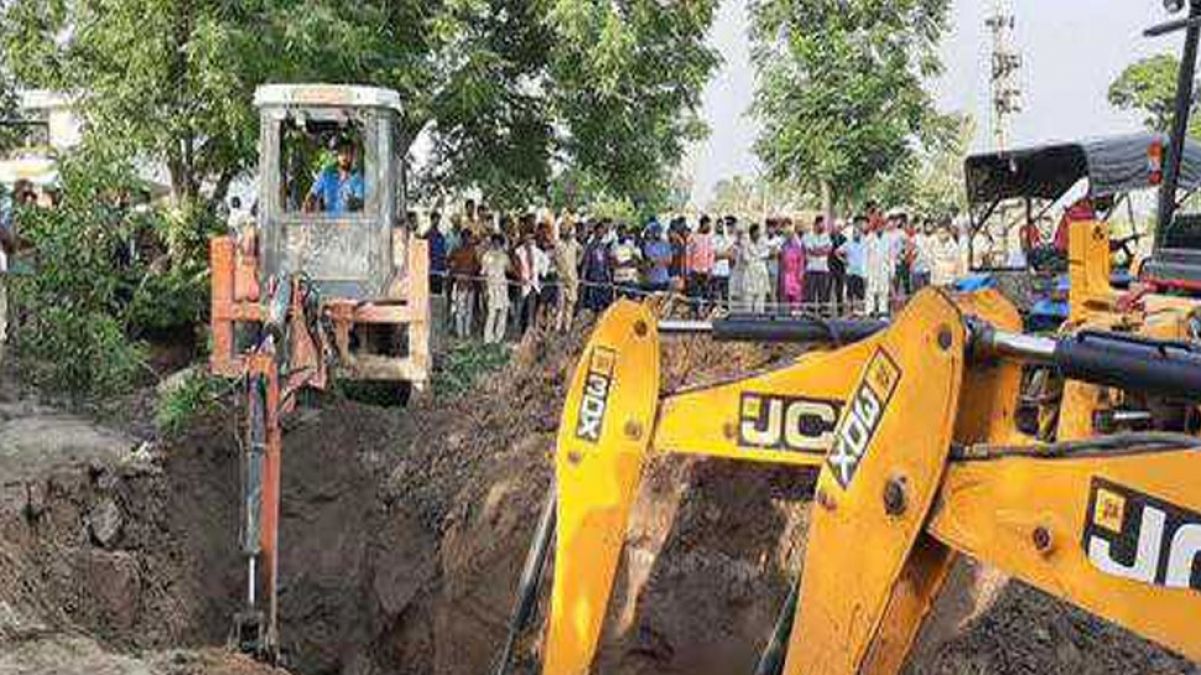 Two-year-old boy trapped in Borewell, rescue operation underway