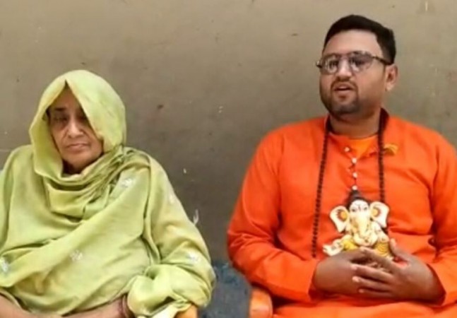 Junaid wants to become a Hindu, pleads with CM Yogi