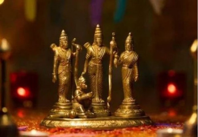 Crores of idols stolen from temple 2 years ago, now thieves put back all idols