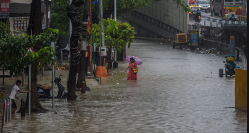महाराष्ट्र: 11 दिनों में ही हो गई महीने भर जितनी बारिश, रविवार तक जारी हाई अलर्ट