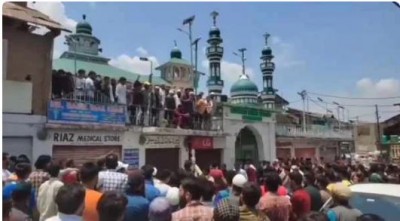'नुपूर शर्मा का धड़ अलग कर देंगे' कहने वाला मुस्लिम धर्मगुरु गिरफ्तार