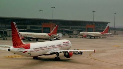 चक्रवात ‘वायु’ से गुजरात के एयरपोर्ट्स को नहीं हुआ कोई नुकसान, विमानों का परिचालन बंद