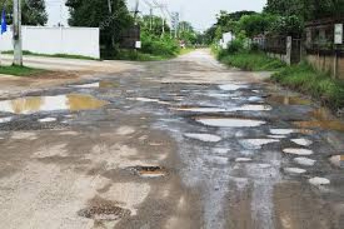 Road pits will be filled in Madhya Pradesh amid rainy season