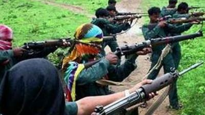 Jharkhand: 6 naxals of up to five lakh rupees surrendered