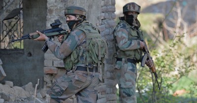 जम्मू कश्मीर में सुरक्षाबलों की बड़ी कामयाबी, दो अभियान में 8 आतंकी ढेर