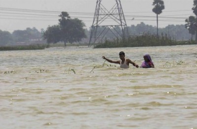Ganga river water level increased after heavy rainfall, caused threat of flood