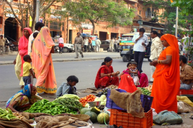 Financial help will be provided to street vendors from July
