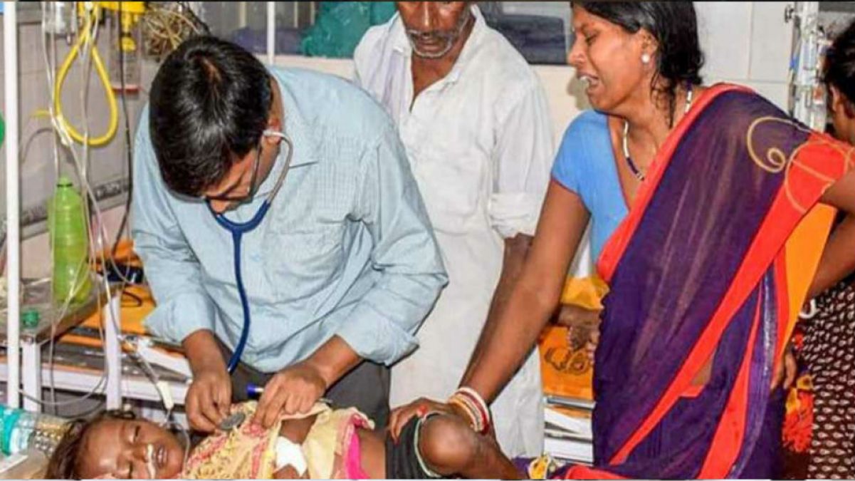 मुजफ्फरपुर: SKMCH में ड्यूटी से गायब डॉक्टर ससपेंड, इसी अस्पताल में हुई है सबसे ज्यादा मौतें