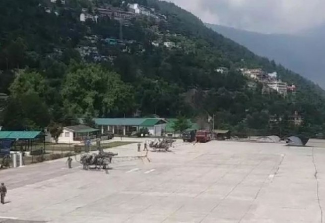 230 laborers arrive for construction work at China border