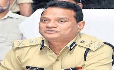 IPS officers gets angry for not getting promotion