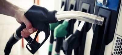 पेट्रोल और डीजल के फिर से बढ़े दाम, देश में सबसे महंगा पेट्रोल इस शहर में मिल रहा