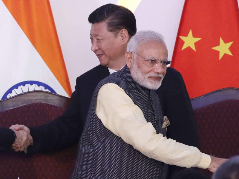 भारत में बुरी तरफ घूसबैठ कर चुका है चीनी सामना, चाइनीज व्यापार समाप्त करने के लिए करना होगा ये काम