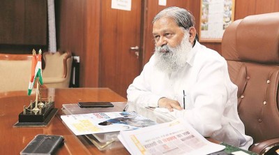 This person met Home Minister Anil Vij for the students' demands