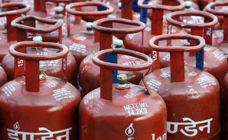 LPG Gas Cylinder rates hiked, changes implemented with effect from today