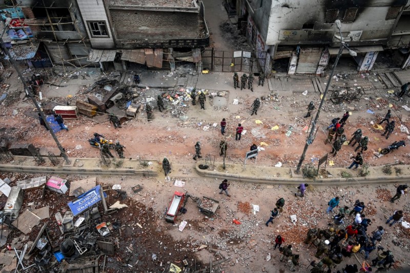 दिल्ली हिंसा: मुआवज़ा देने के मामले में दखल से HC का इंकार, कहा- ये नीतिगत फैसला