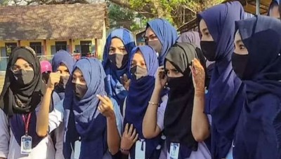 Hijab controversy echoes again in Karnataka, no longer allowed to take exams in a college in Mangalore
