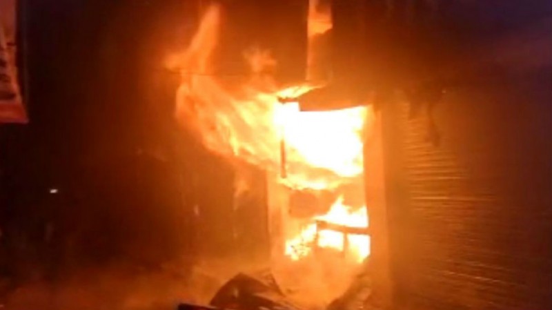 Bihar: Fire broke out due to short circuit, one child died, another escaped