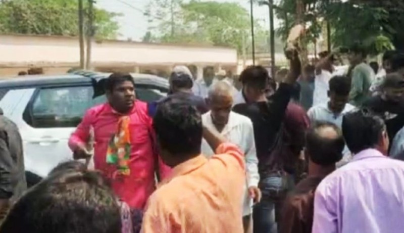 Odisha: BJD MLA crushes mob with car