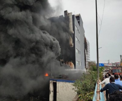 Fierce fire in UP's paint factory, learn the matter