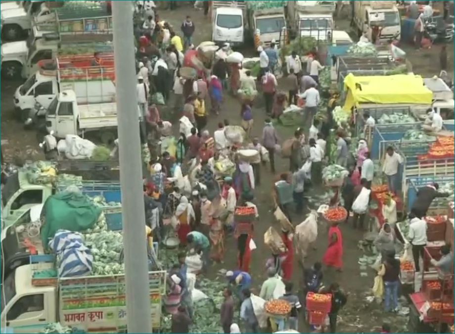 People broke social distancing rules before lockdown in Nagpur