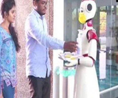 केरल : कोरोना वायरस से मुकाबले के लिए मैदान में डटे रोबोट, किया ऐसा काम