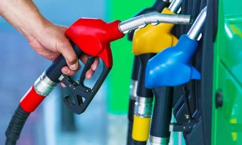VIDEO! Person took this big step after petrol-diesel prices hike, you will be shocked to see
