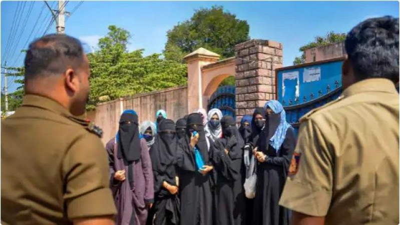 'हिजाब विवाद पर नहीं मानेंगे हाई कोर्ट का आदेश..', आज मुस्लिम संगठनों ने बुलाया कर्नाटक बंद