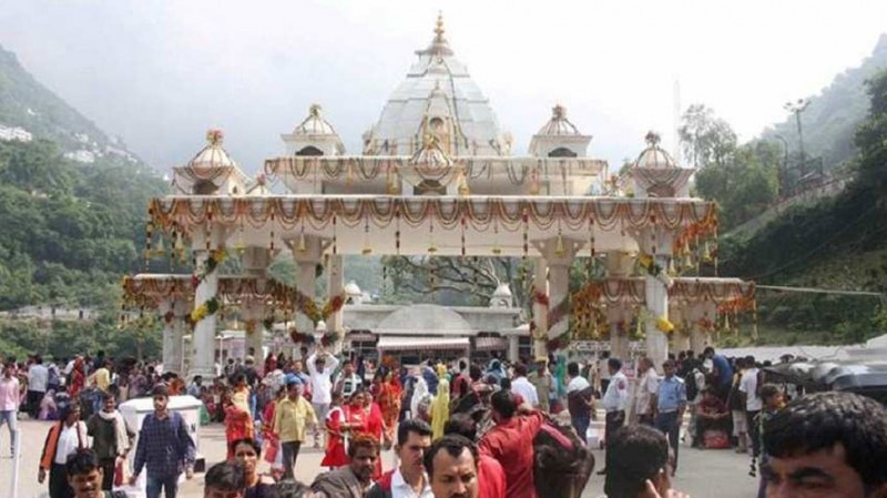 Despite Corobovirus outbreak more than 25 thousand people visit Vaishnodevi every day