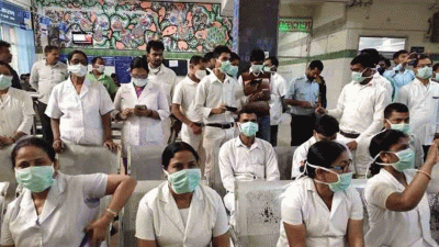 महाराष्ट्र में कोरोना के 15 मरीज हुए ठीक, अब भी 124 लोग हैं संक्रमित