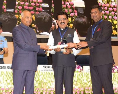Indore gets another big success, National Award received by the President