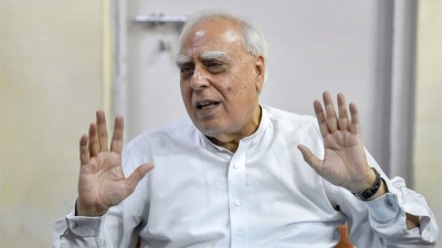 Kapil Sibal slams PM Modi for not giving notice for lockdown