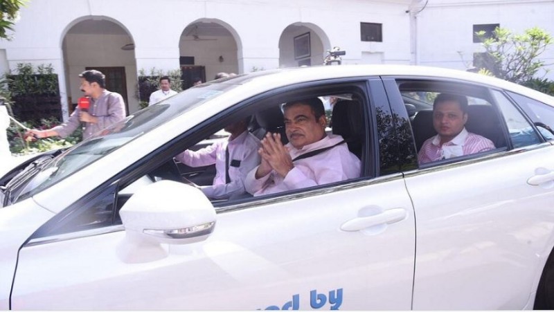 Nitin Gadkari arrives in Parliament in 'hydrogen car,' see photos