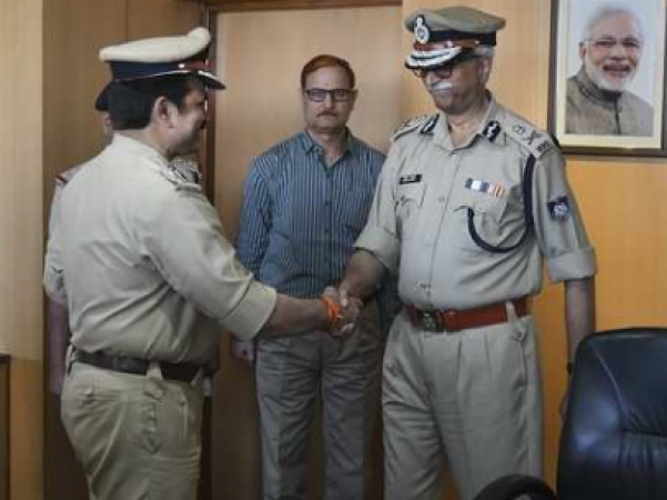 डीजीपी विवेक जौहरी ने पुलिसकर्मियों को दी बड़ी सलाह, इस वजह से घर में ना करें प्रवेश