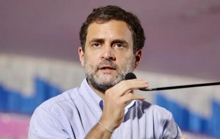 Congress launches 'Hello Doctor' helpline for corona victims, Rahul asked to cooperate