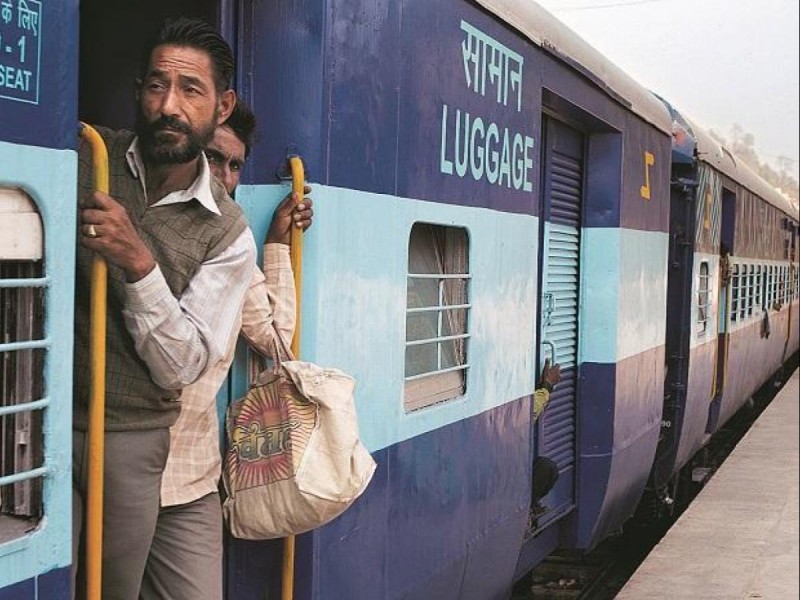 Rail fare charge from laborers for Nashik to Bhopal journey