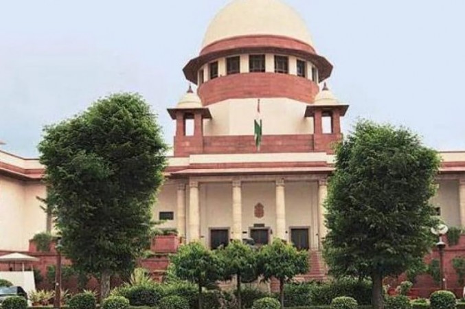 Supreme Court orders Centre to meet Delhi's oxygen shortage in two days
